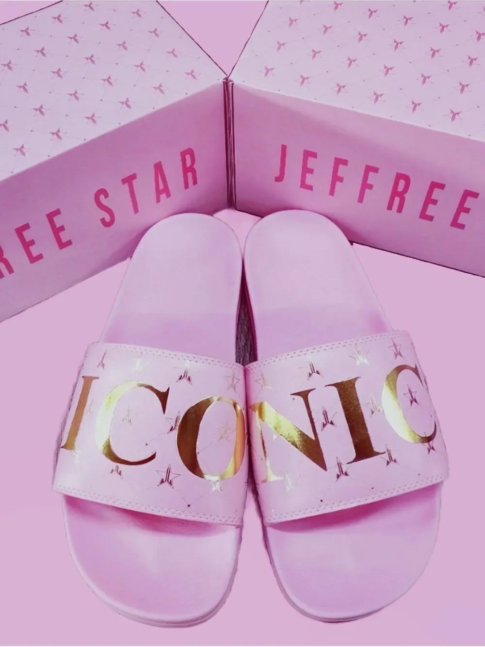 NWT NIB JEFFREE STAR ICONIC UNISEX SLIDES Men’s 11 Women’s 13
